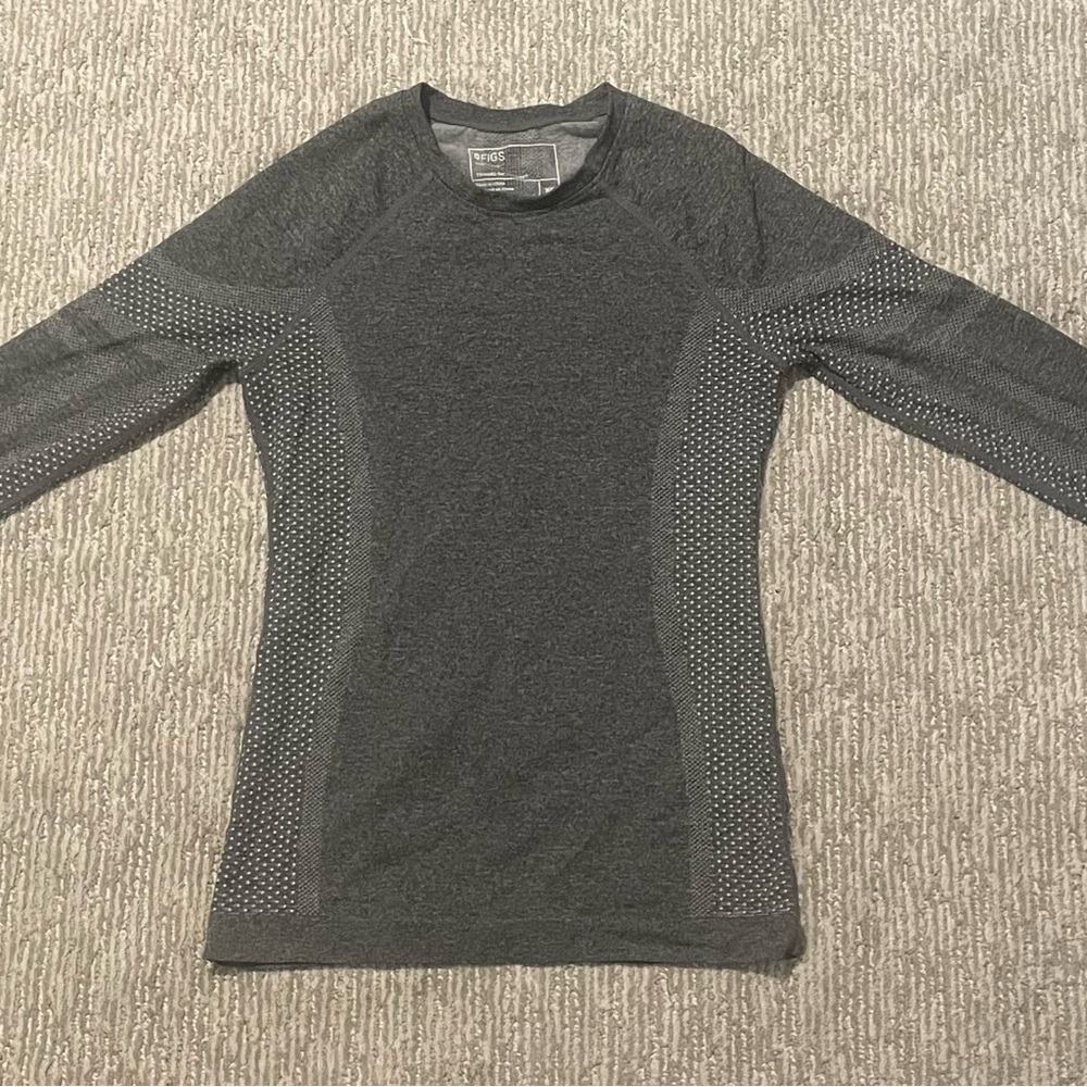 Figs Salta Seamless Longsleeve Underscrub in Graphite